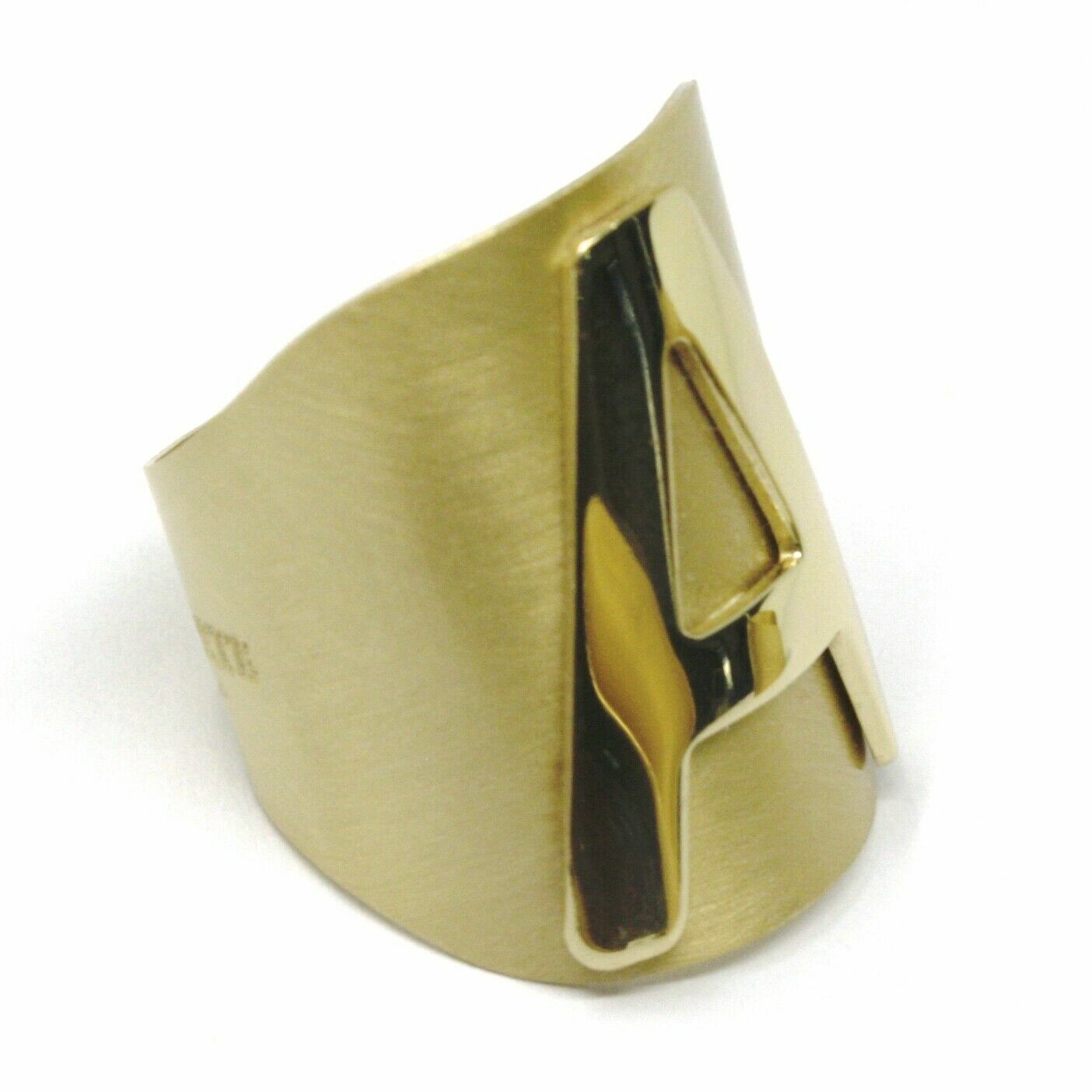 Anello Aquaforte in argento 925, placcato oro giallo, maxi fascione regolabile satinato a mano con lettera iniziale lucidata a mano