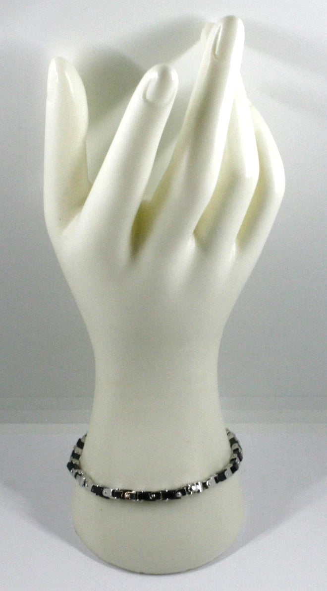 Bracciale Arcadia in argento 925 e ceramica nera, spessore 4.5 mm, tubolare squadrato, lunghezza 20.5 cm, Made in Italy